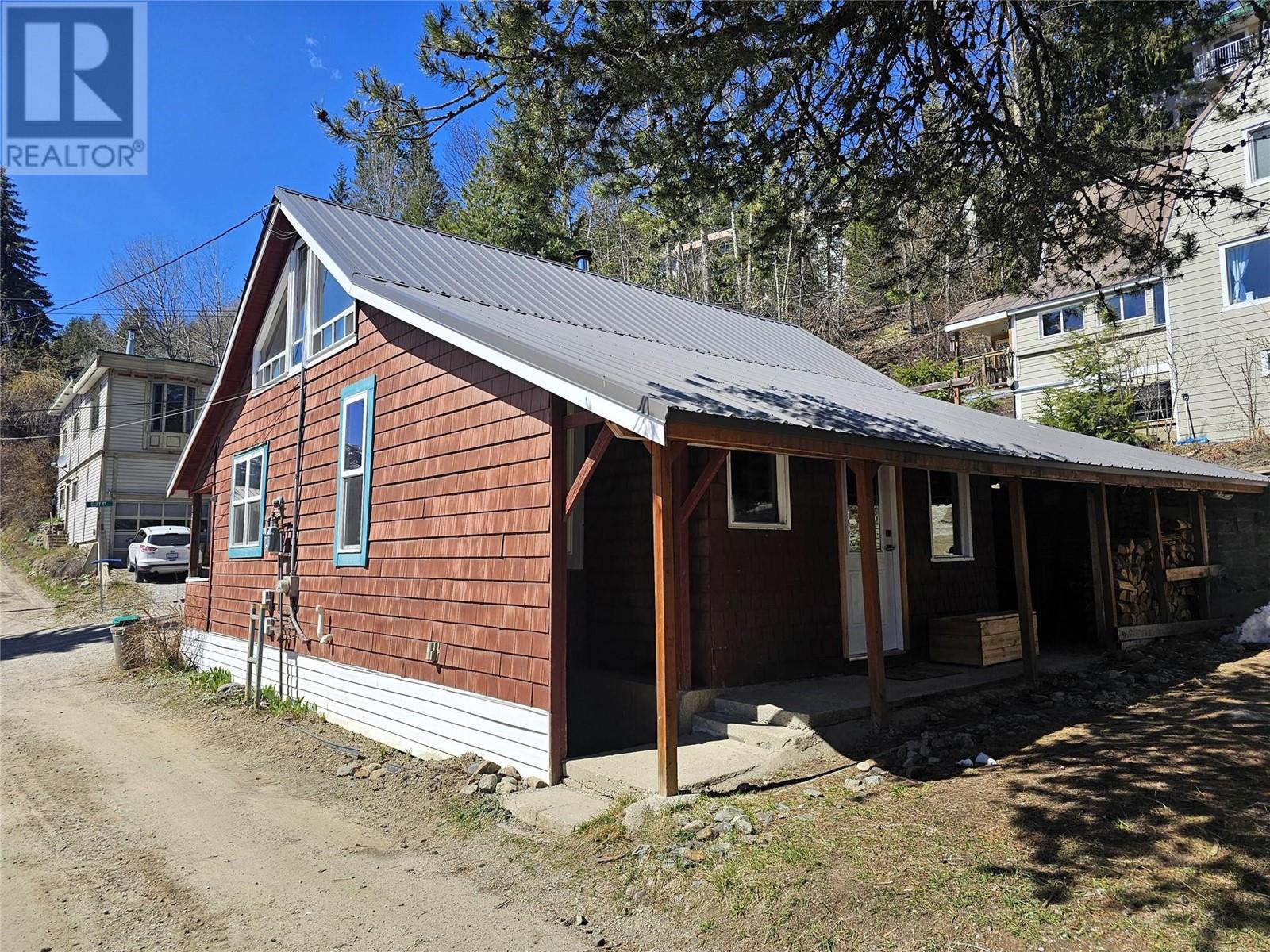 2034 Cliff Street, Rossland, British Columbia  V0G 1Y0 - Photo 23 - 10344722