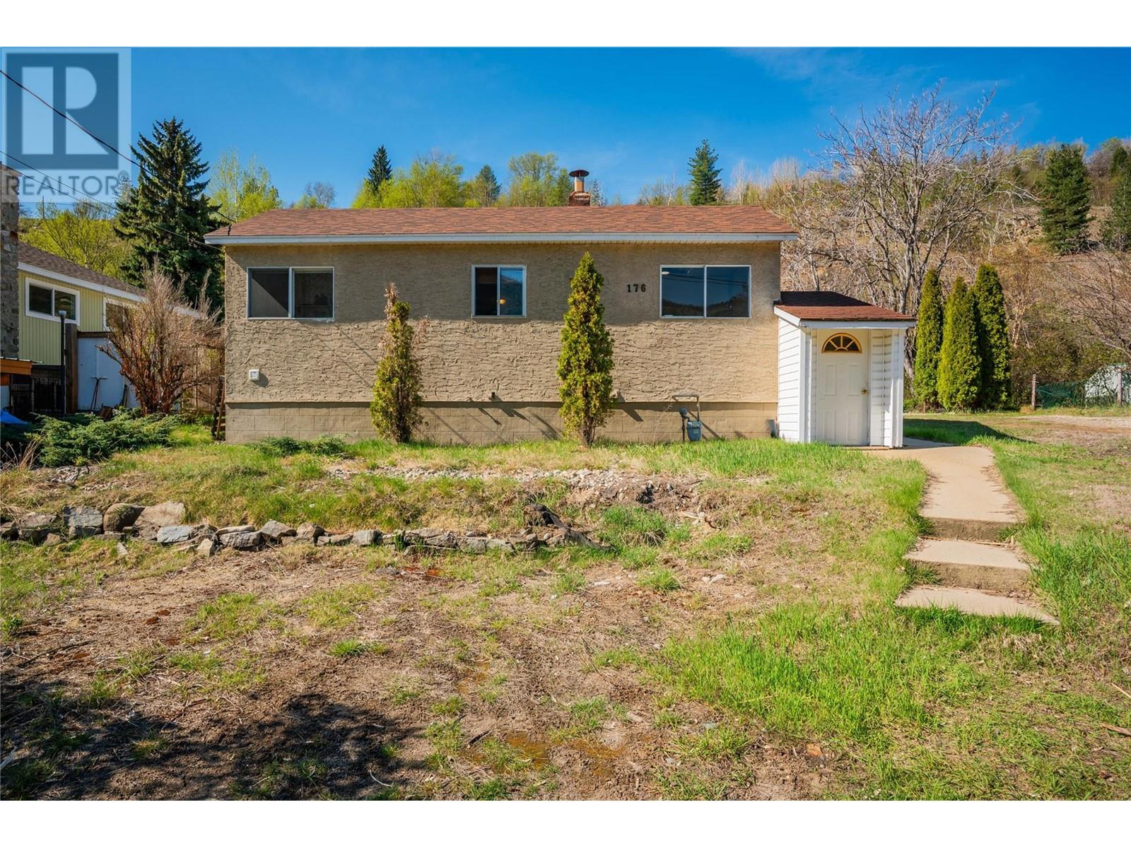 176 1st Avenue, Rivervale, British Columbia  V1R 4V2 - Photo 1 - 10344755