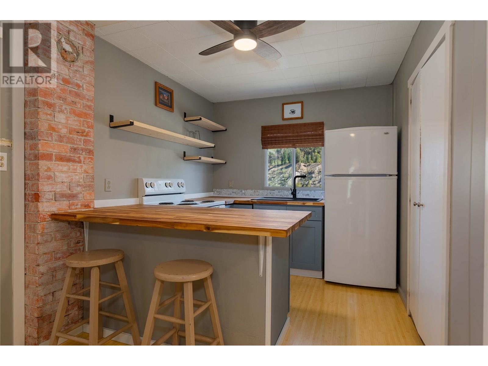 176 1st Avenue, Rivervale, British Columbia  V1R 4V2 - Photo 4 - 10344755