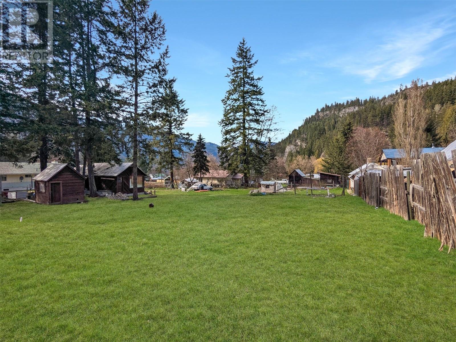 Lot B Park Avenue, Slocan, British Columbia  V0G 2C0 - Photo 4 - 10344296