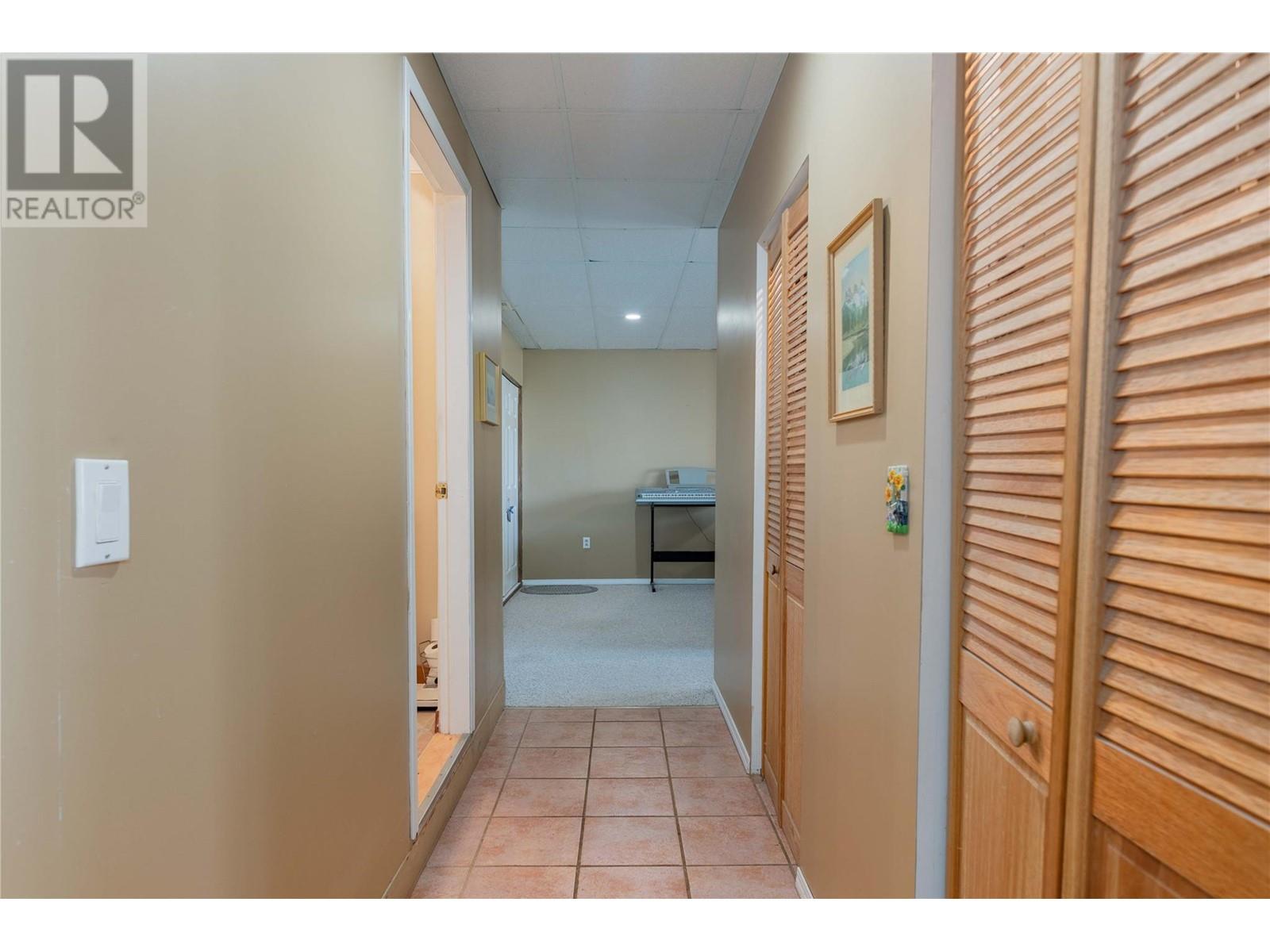 4155 Casino Road, Trail, British Columbia  V1R 4X3 - Photo 19 - 10344269