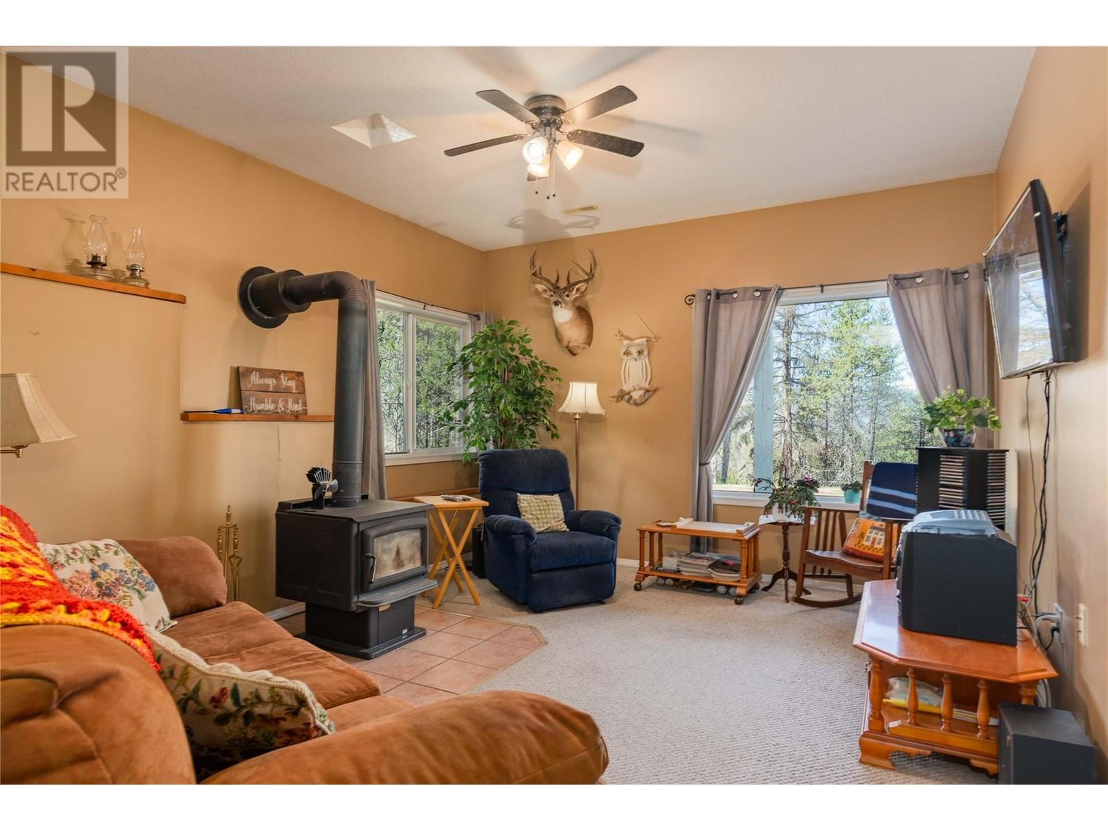 4155 Casino Road, Trail, British Columbia  V1R 4X3 - Photo 20 - 10344269