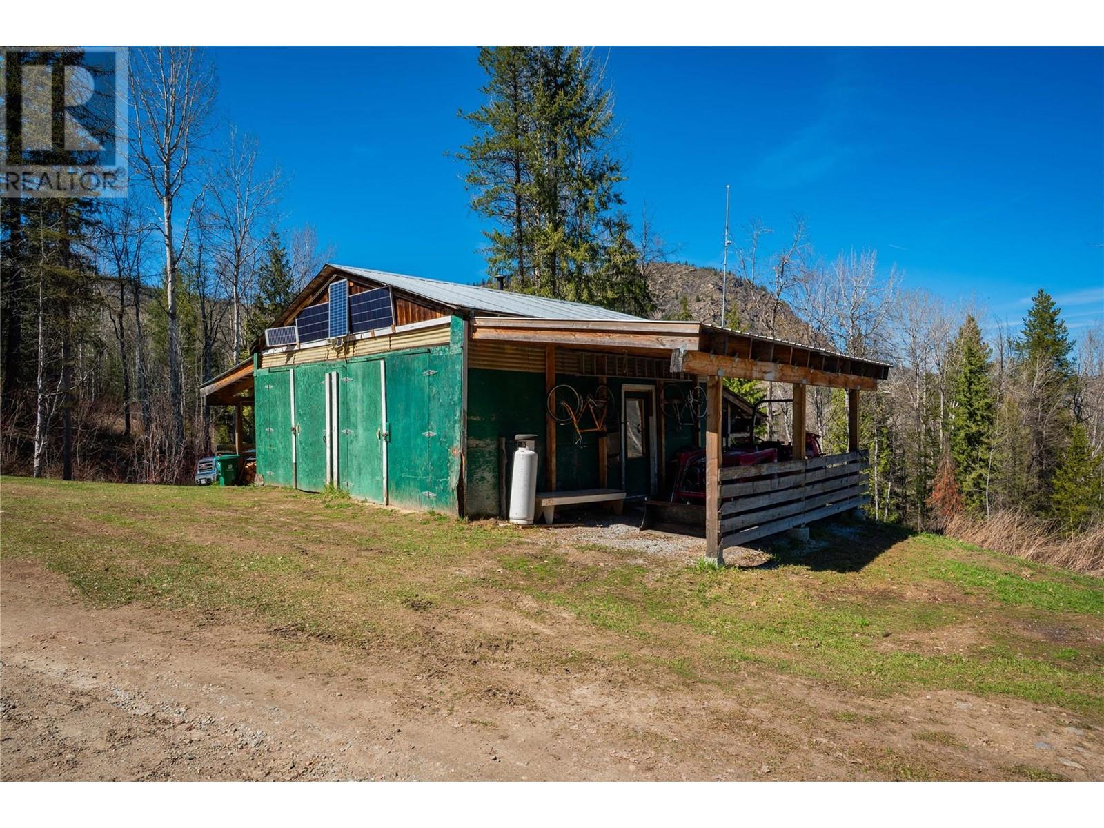 4155 Casino Road, Trail, British Columbia  V1R 4X3 - Photo 29 - 10344269