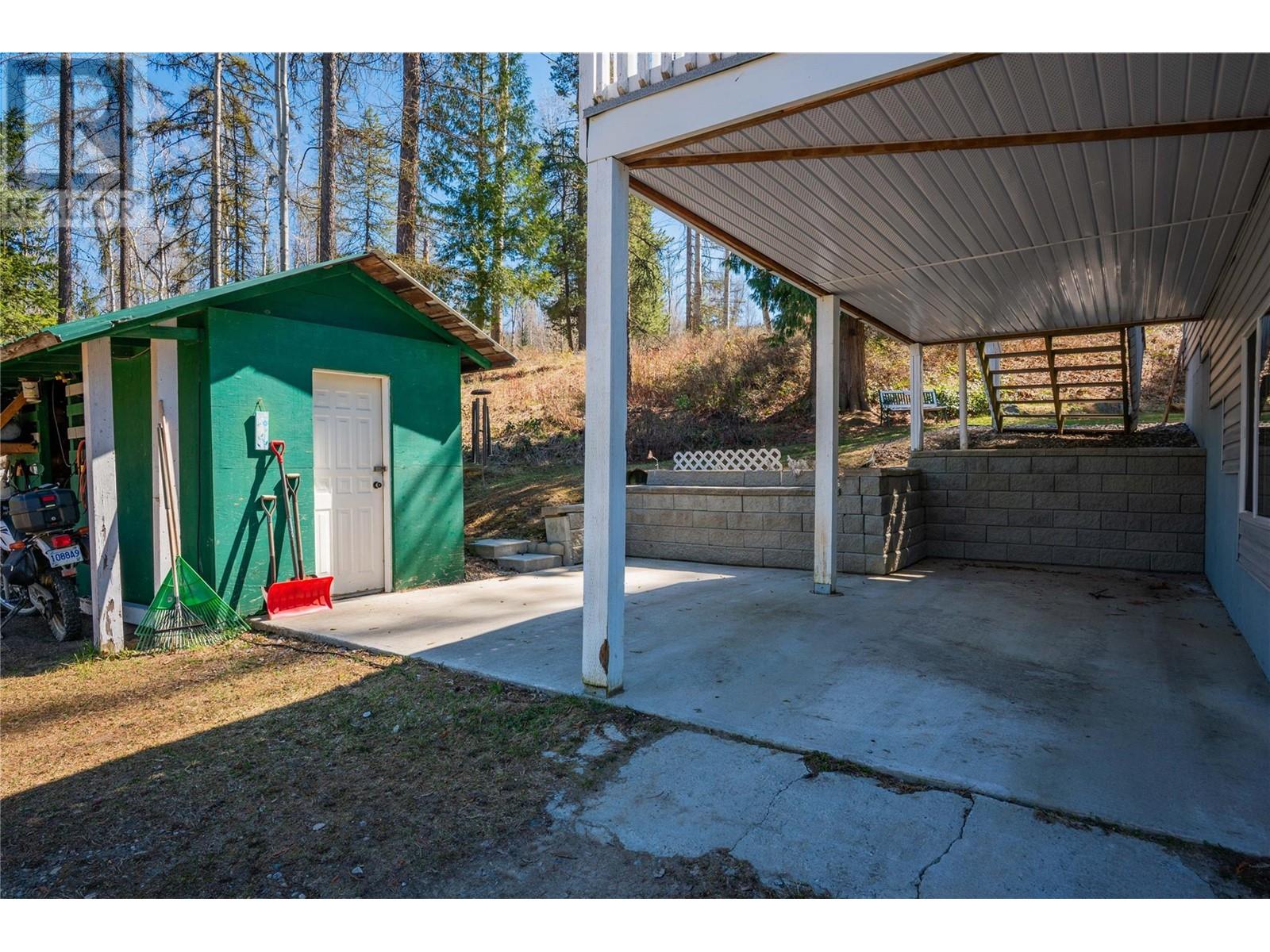4155 Casino Road, Trail, British Columbia  V1R 4X3 - Photo 46 - 10344269