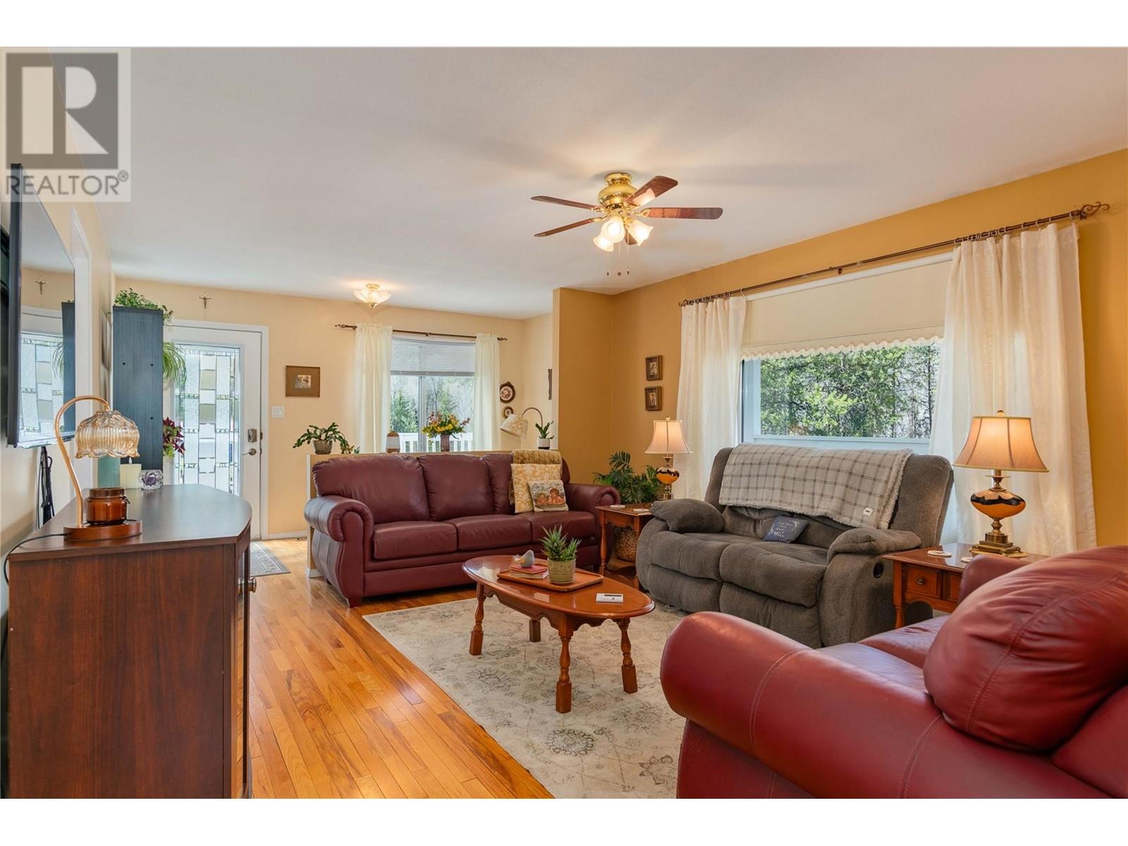 4155 Casino Road, Trail, British Columbia  V1R 4X3 - Photo 7 - 10344269