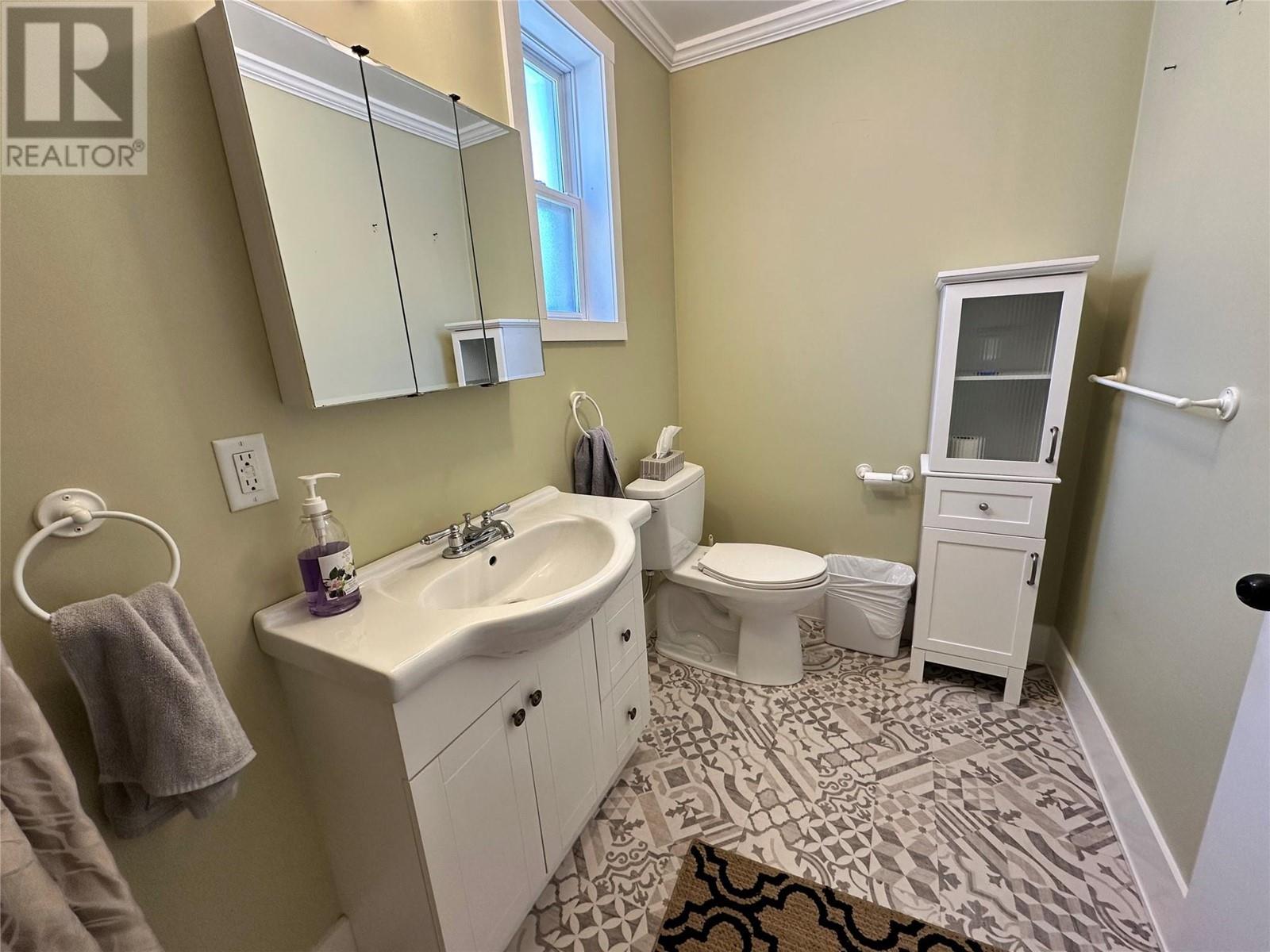 2264 Eighth Avenue, Trail, British Columbia  V1R 3E3 - Photo 10 - 10344990