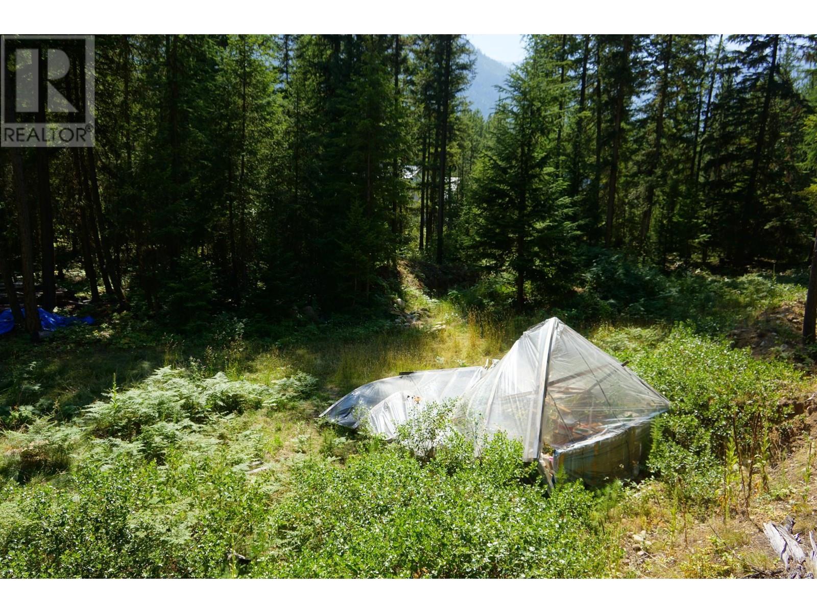 3975 Barbados Road, Crescent Valley, British Columbia  V0G 2E0 - Photo 21 - 10344830