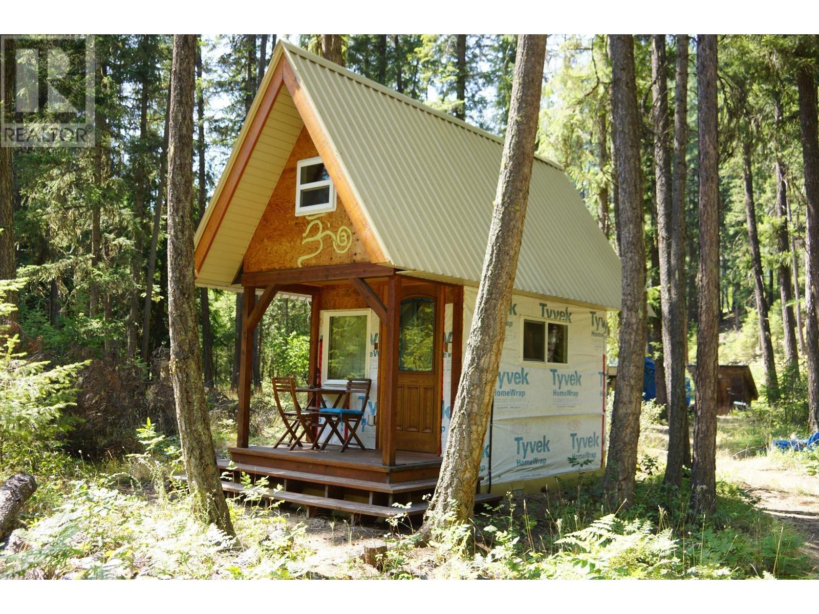 3975 Barbados Road, Crescent Valley, British Columbia  V0G 2E0 - Photo 4 - 10344830
