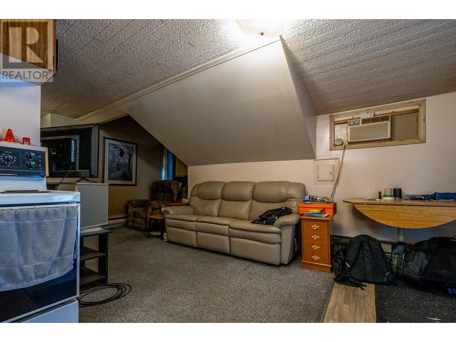 792 Rossland Avenue, Trail, British Columbia  V1R 3N3 - Photo 56 - 10344987
