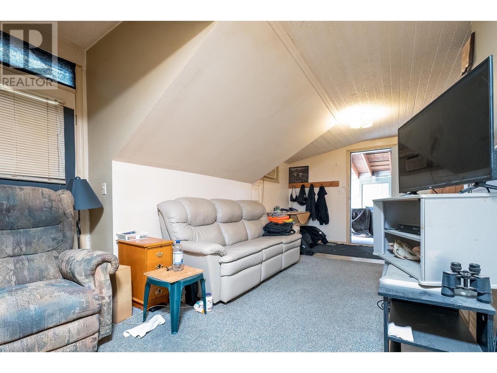 792 Rossland Avenue, Trail, British Columbia  V1R 3N3 - Photo 62 - 10344987
