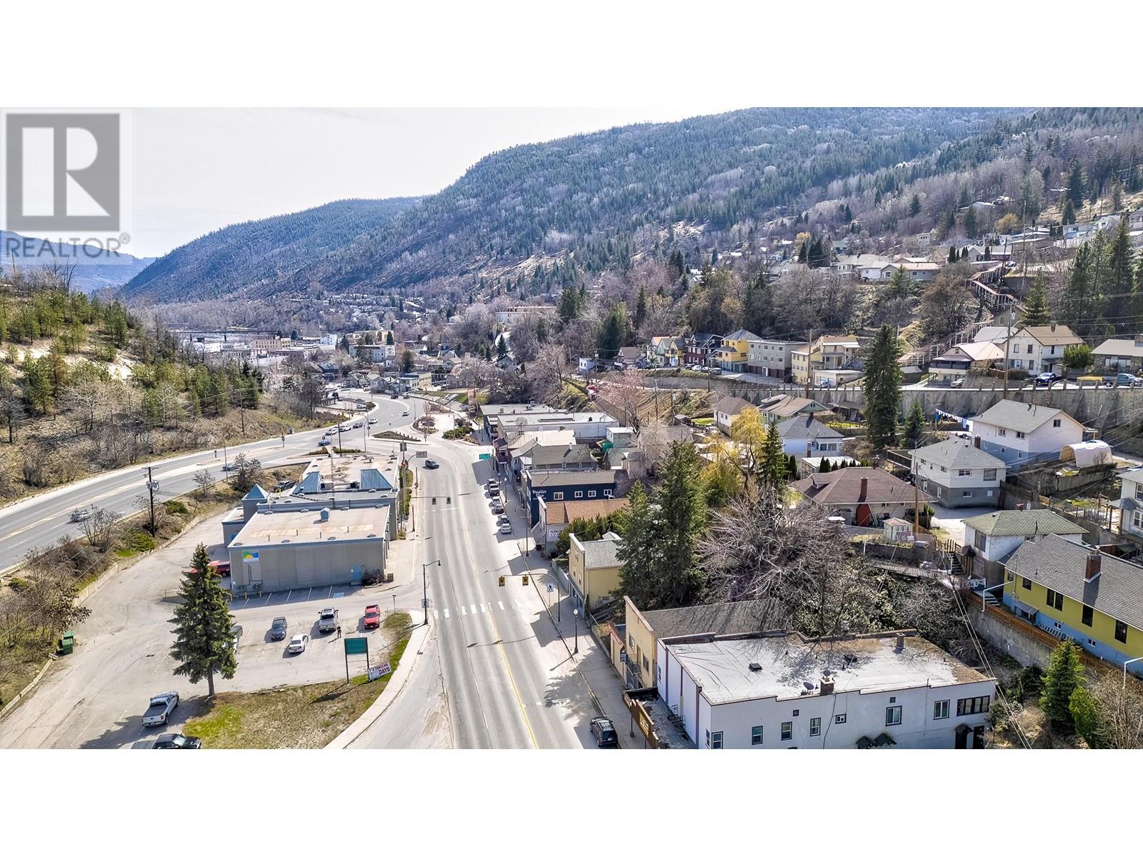 792 Rossland Avenue, Trail, British Columbia  V1R 3N3 - Photo 69 - 10344987
