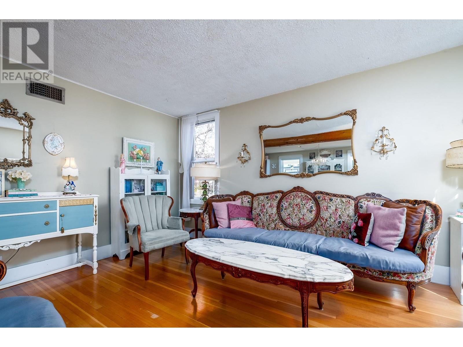 2186 Fourth Avenue, Rossland, British Columbia  V0G 1Y0 - Photo 16 - 10344773