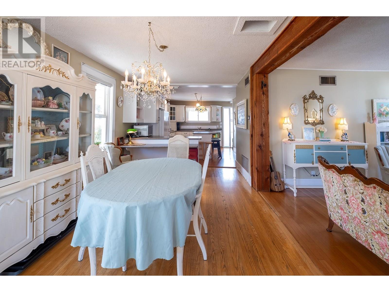 2186 Fourth Avenue, Rossland, British Columbia  V0G 1Y0 - Photo 21 - 10344773