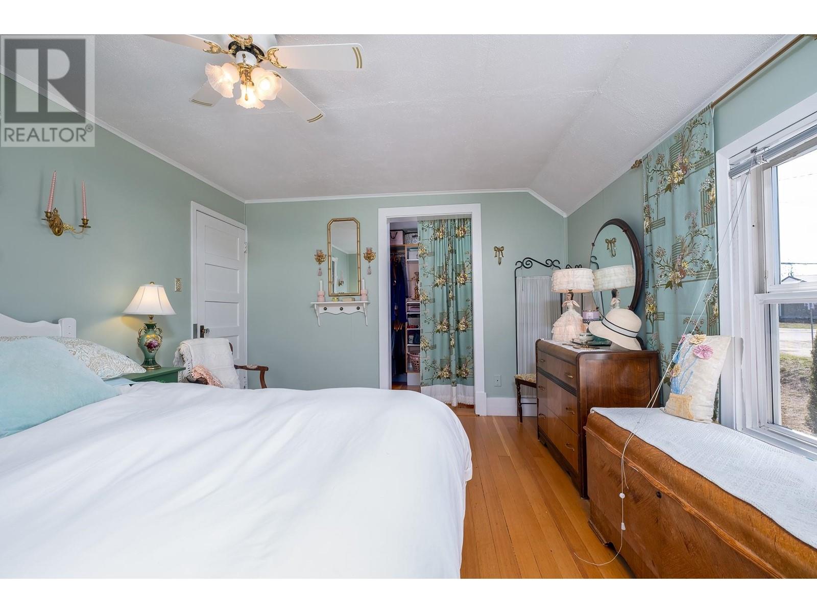 2186 Fourth Avenue, Rossland, British Columbia  V0G 1Y0 - Photo 32 - 10344773