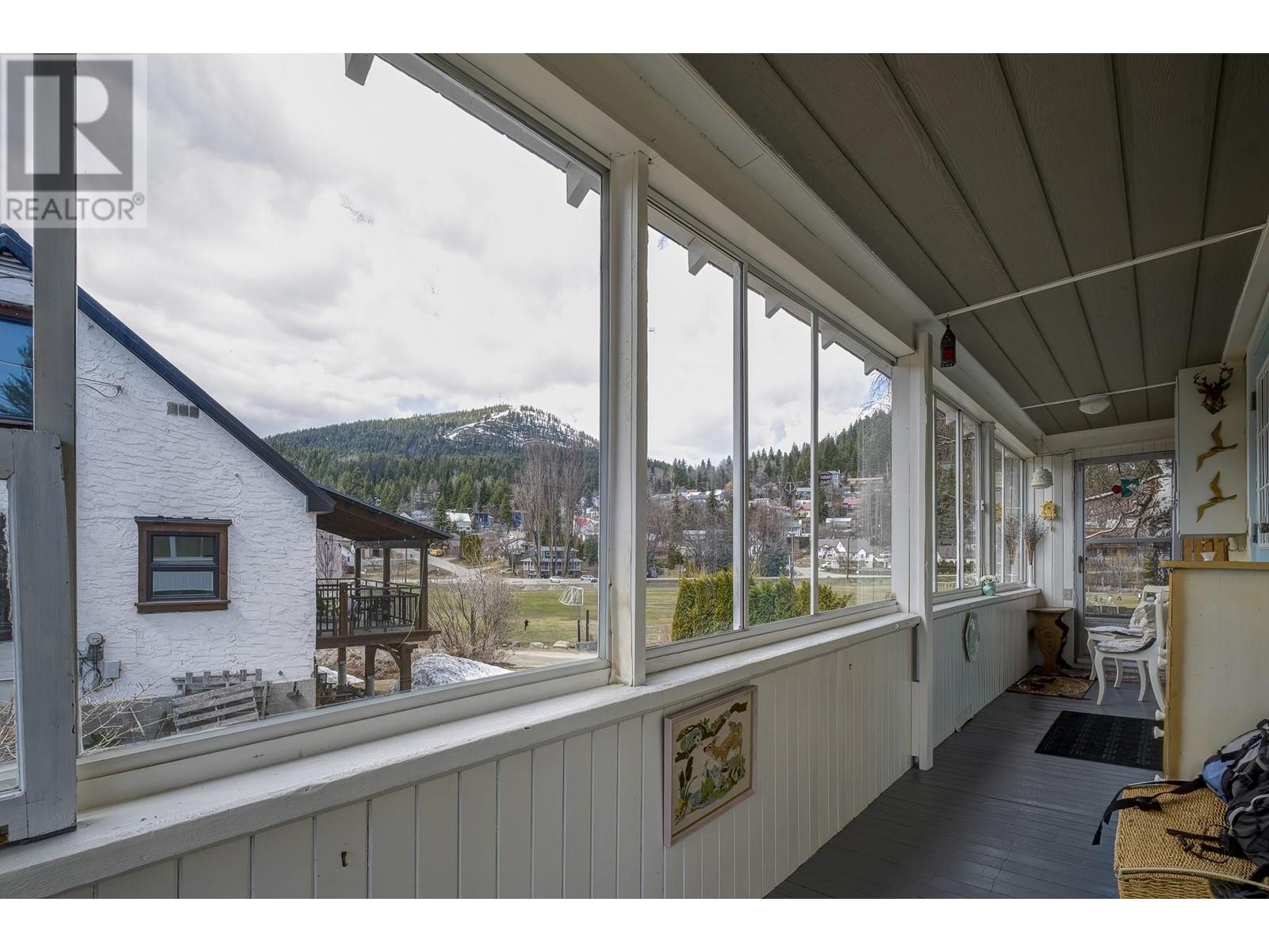 2186 Fourth Avenue, Rossland, British Columbia  V0G 1Y0 - Photo 49 - 10344773
