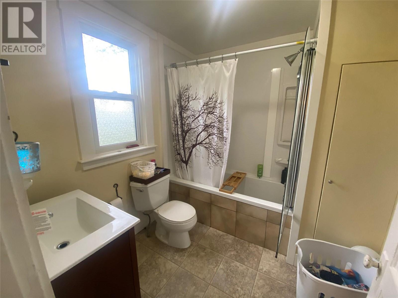 1205 Green Avenue, Trail, British Columbia  V1R 4J9 - Photo 12 - 10344936