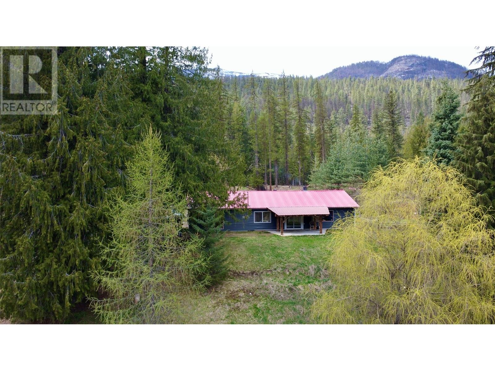 8832 Slocan West Rd Slocan West Road, Slocan, British Columbia  V0G 2C0 - Photo 21 - 10345172