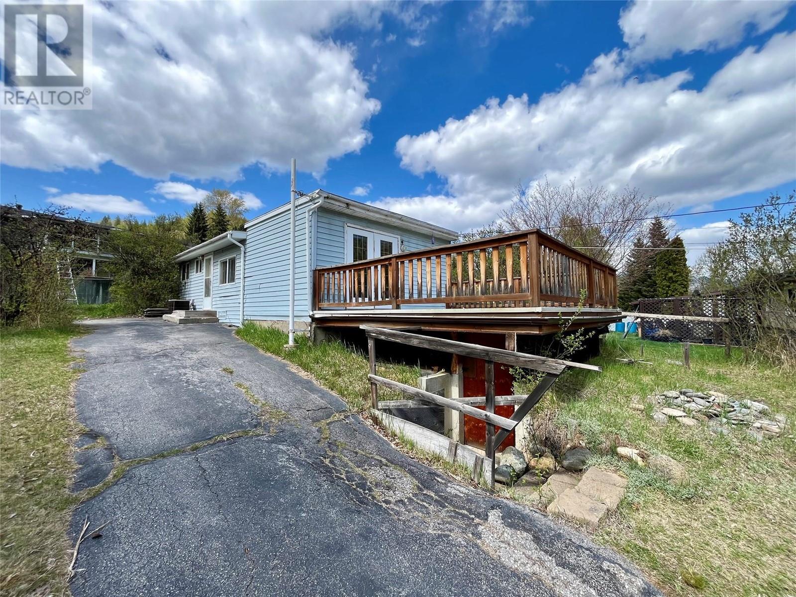 450 3rd Avenue, Rivervale, British Columbia  V1R 4V4 - Photo 2 - 10344900
