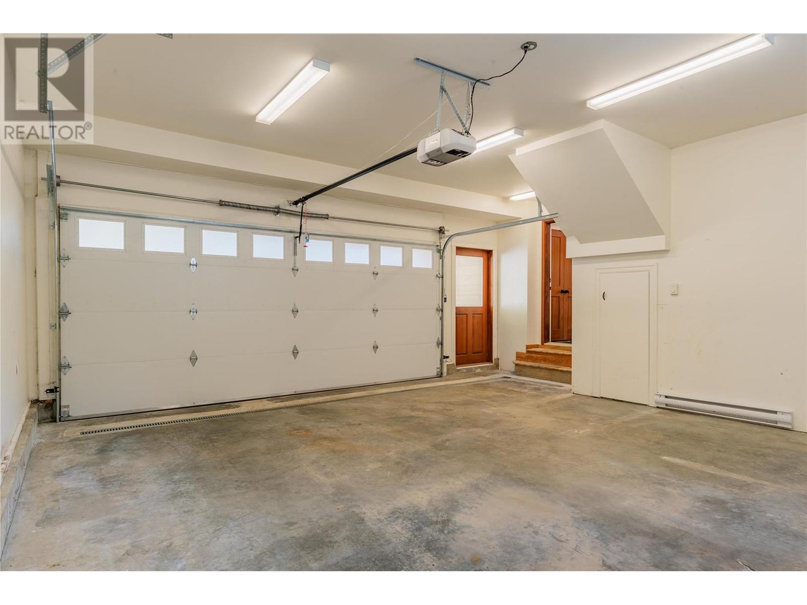635 Highway 22 Highway, Rossland, British Columbia  V0G 1Y0 - Photo 49 - 10345176