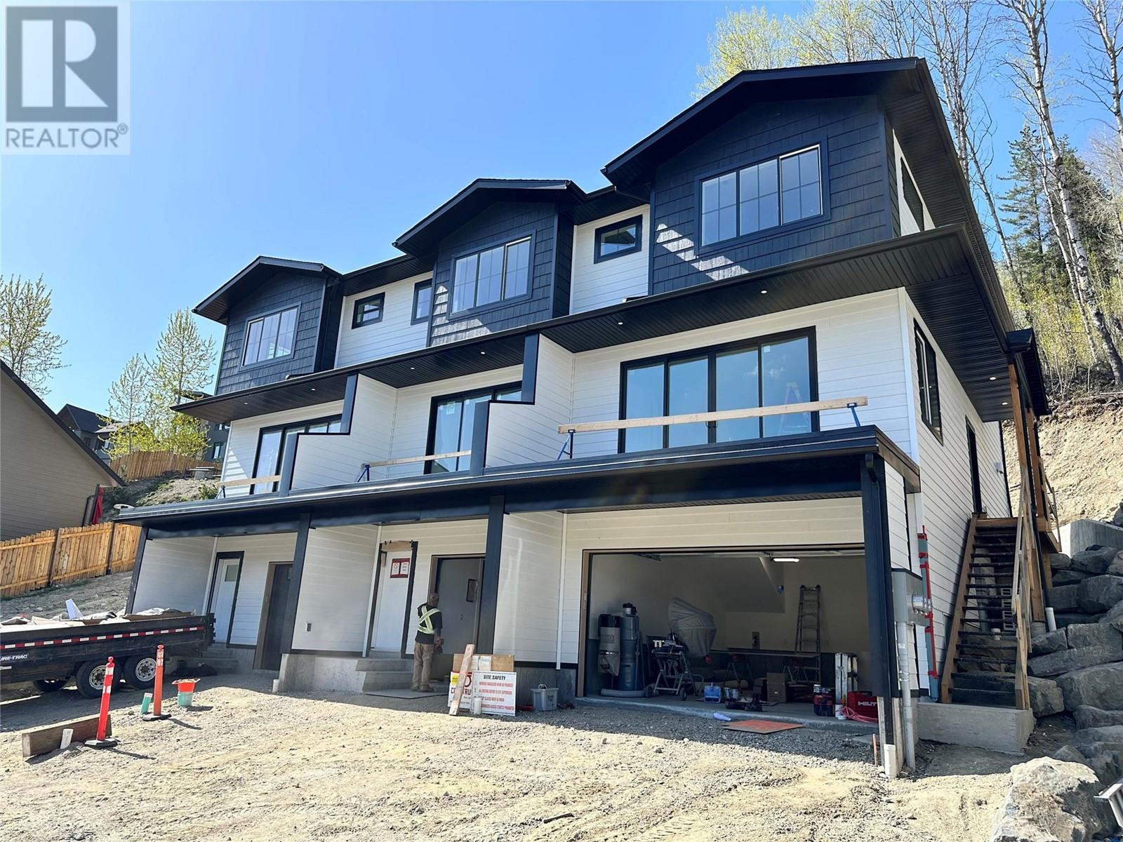 932-3 Redstone Drive, Rossland, British Columbia  V0G 1Y0 - Photo 1 - 10345339