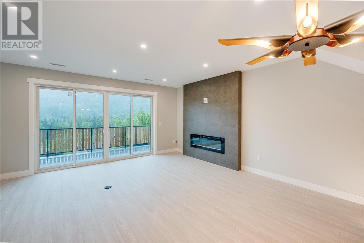 932-1 Redstone Drive, Rossland, British Columbia  V0G 1Y0 - Photo 16 - 10342150