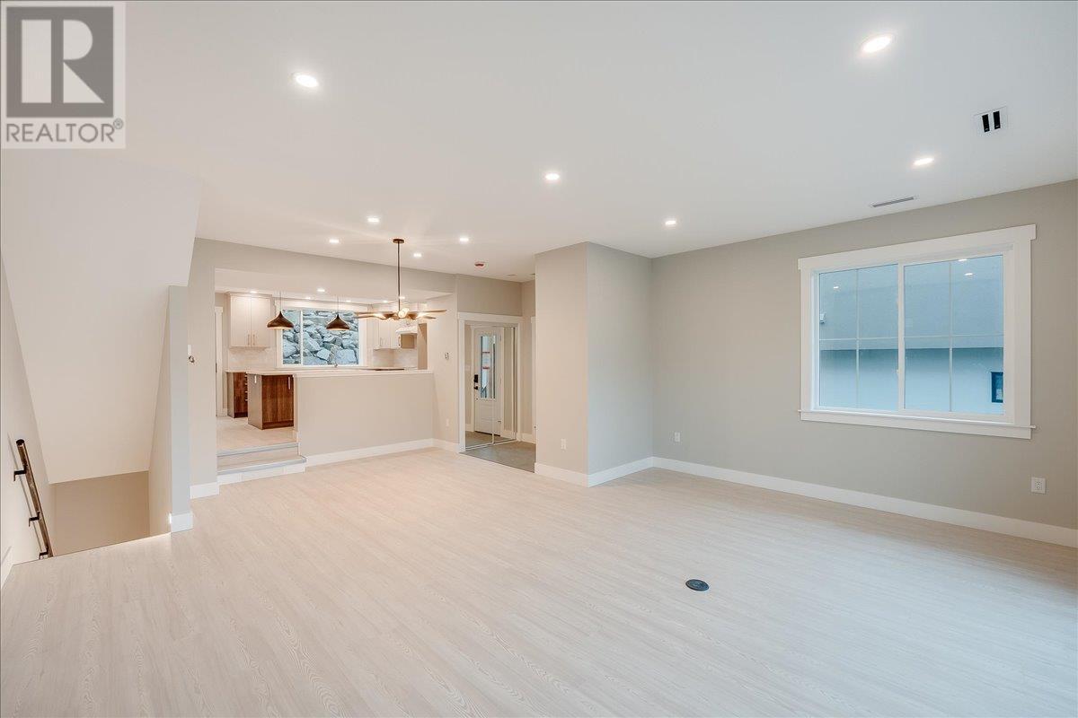932-1 Redstone Drive, Rossland, British Columbia  V0G 1Y0 - Photo 18 - 10342150