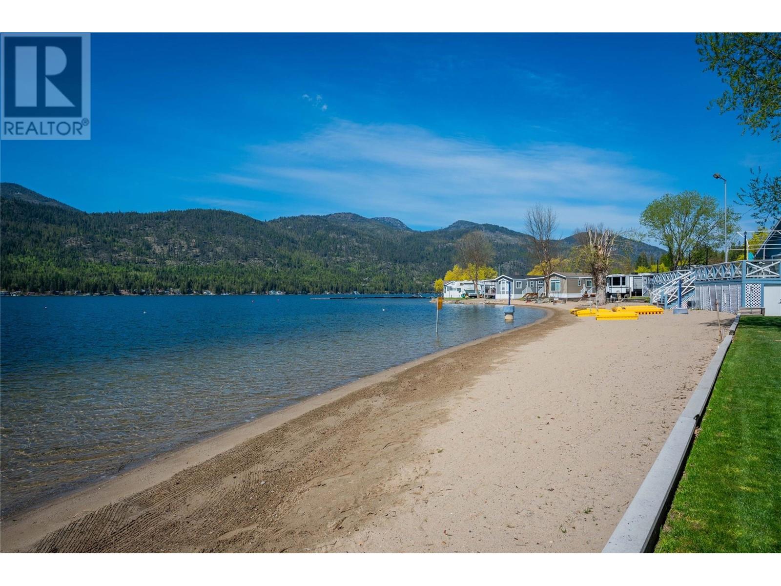 1835 Bakery Frontage Road Unit# 95, Christina Lake, British Columbia  V0H 1E2 - Photo 29 - 10345215