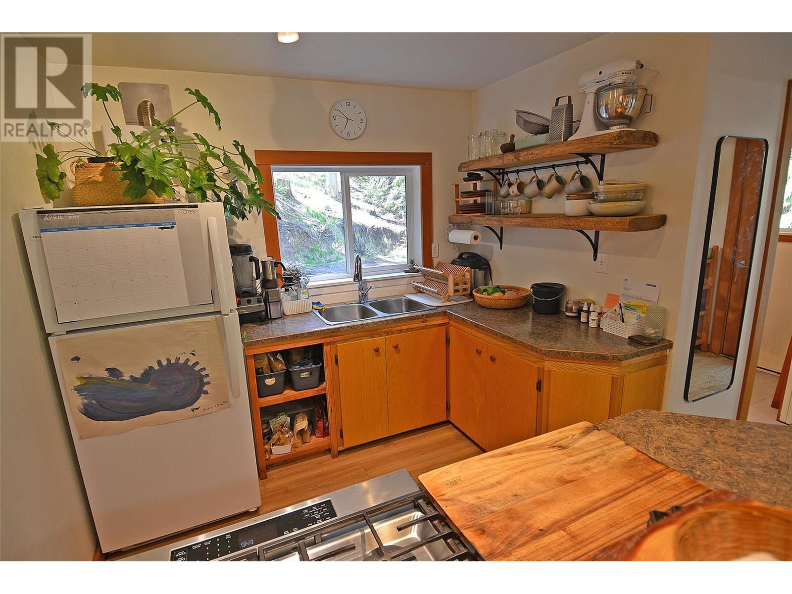 5396 6 Highway, Winlaw, British Columbia  V0G 2J0 - Photo 8 - 10344806