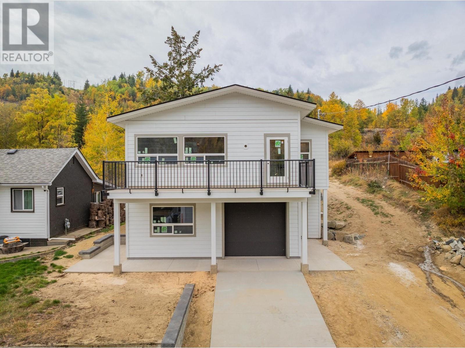 418 2nd Avenue, Rivervale, British Columbia  V1R 4V5 - Photo 1 - 10345139