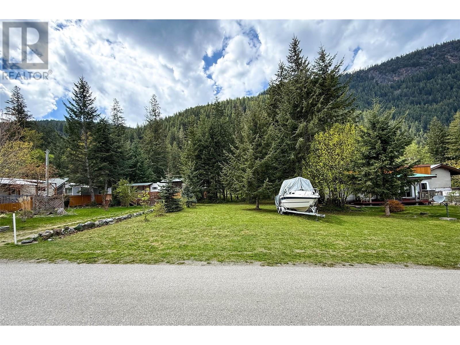 Lots 22, 23, 24 Main Street, Lardeau, British Columbia  V0G 1M0 - Photo 4 - 10345510