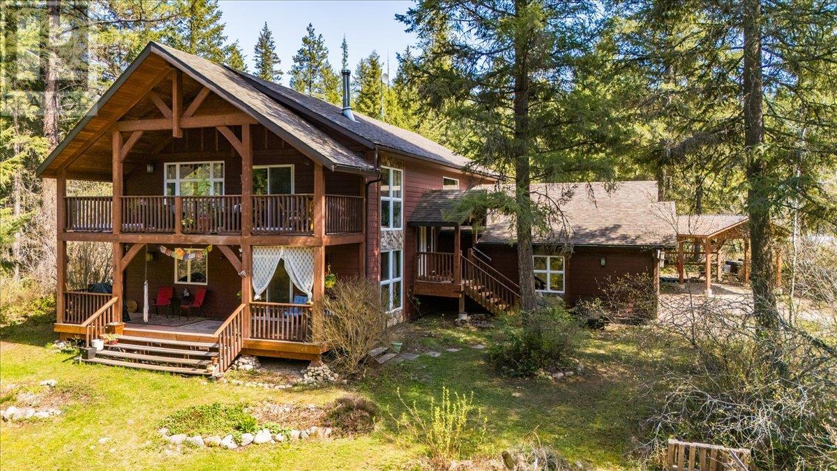 5626 Ducksway Road, Winlaw, British Columbia  V0G 2J0 - Photo 1 - 10345468