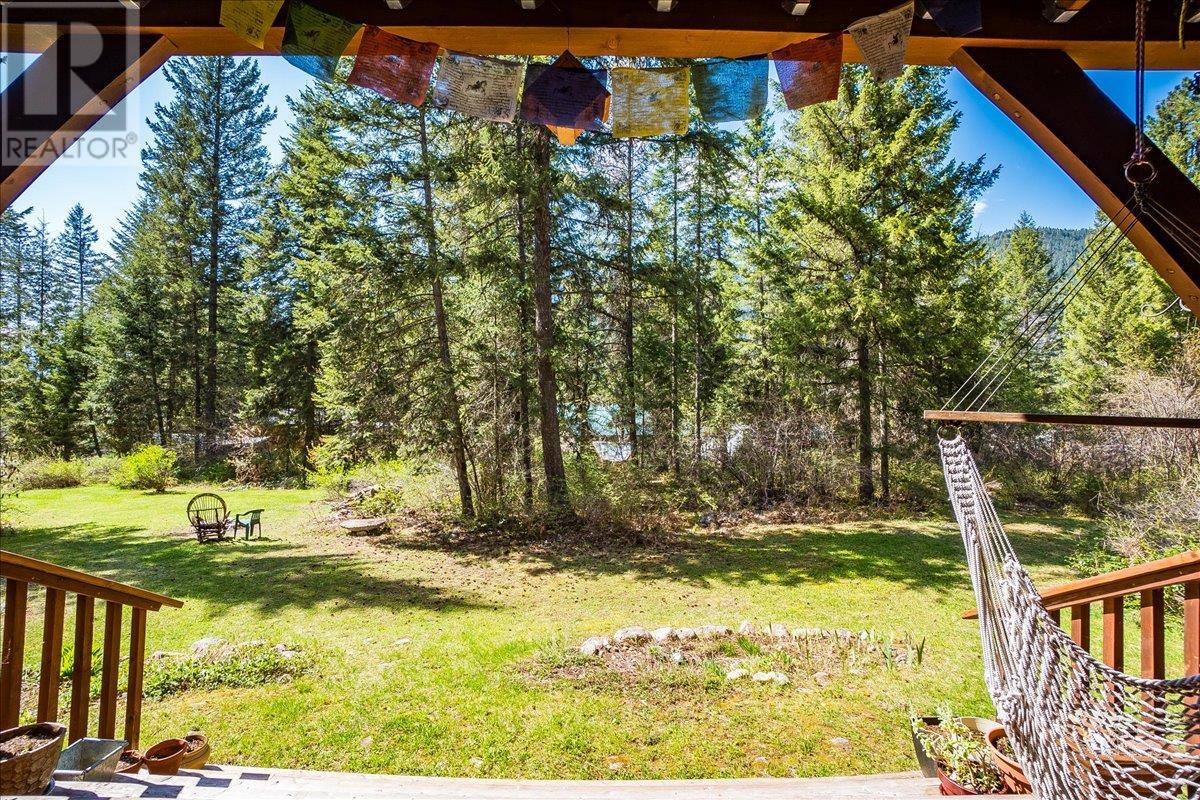5626 Ducksway Road, Winlaw, British Columbia  V0G 2J0 - Photo 41 - 10345468