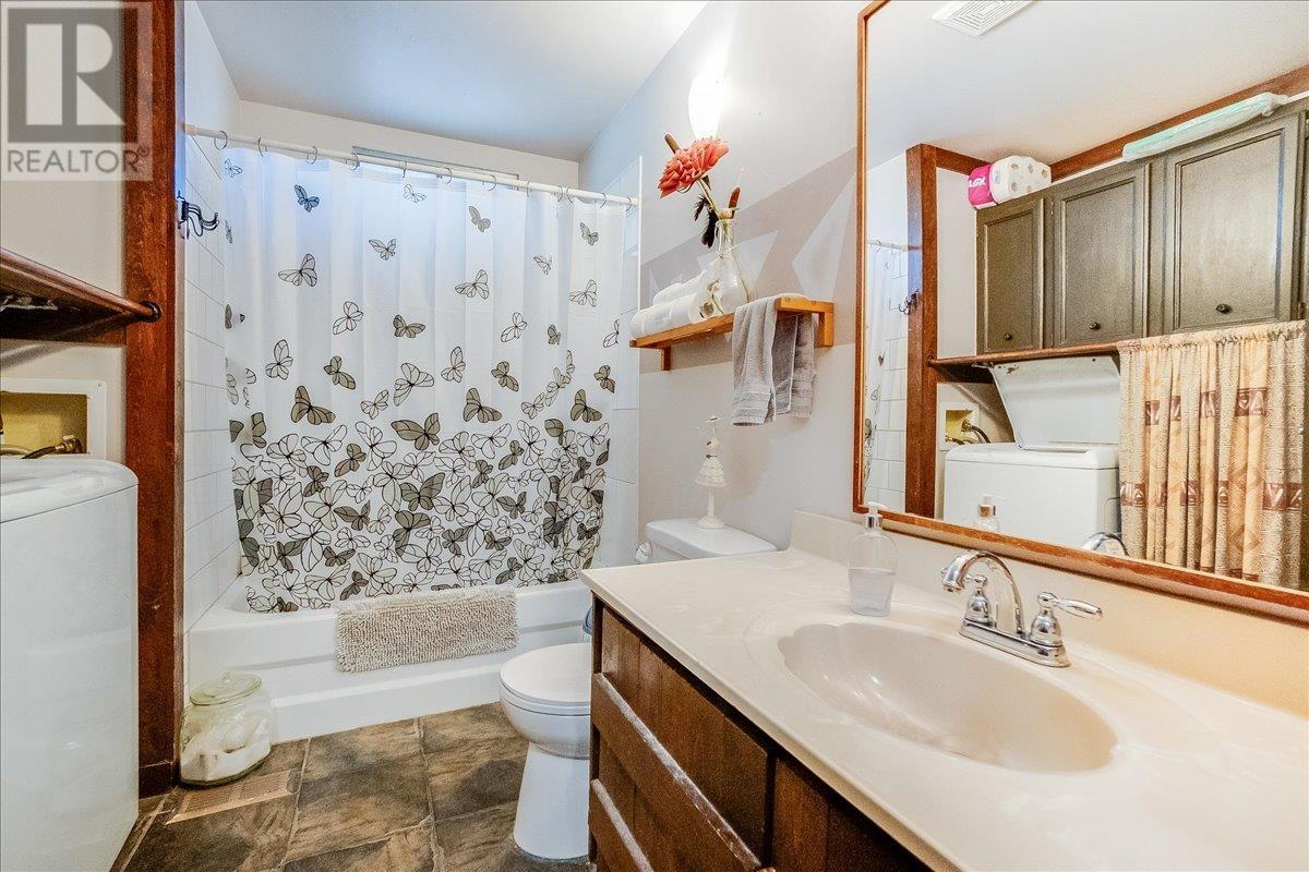 5626 Ducksway Road, Winlaw, British Columbia  V0G 2J0 - Photo 51 - 10345468