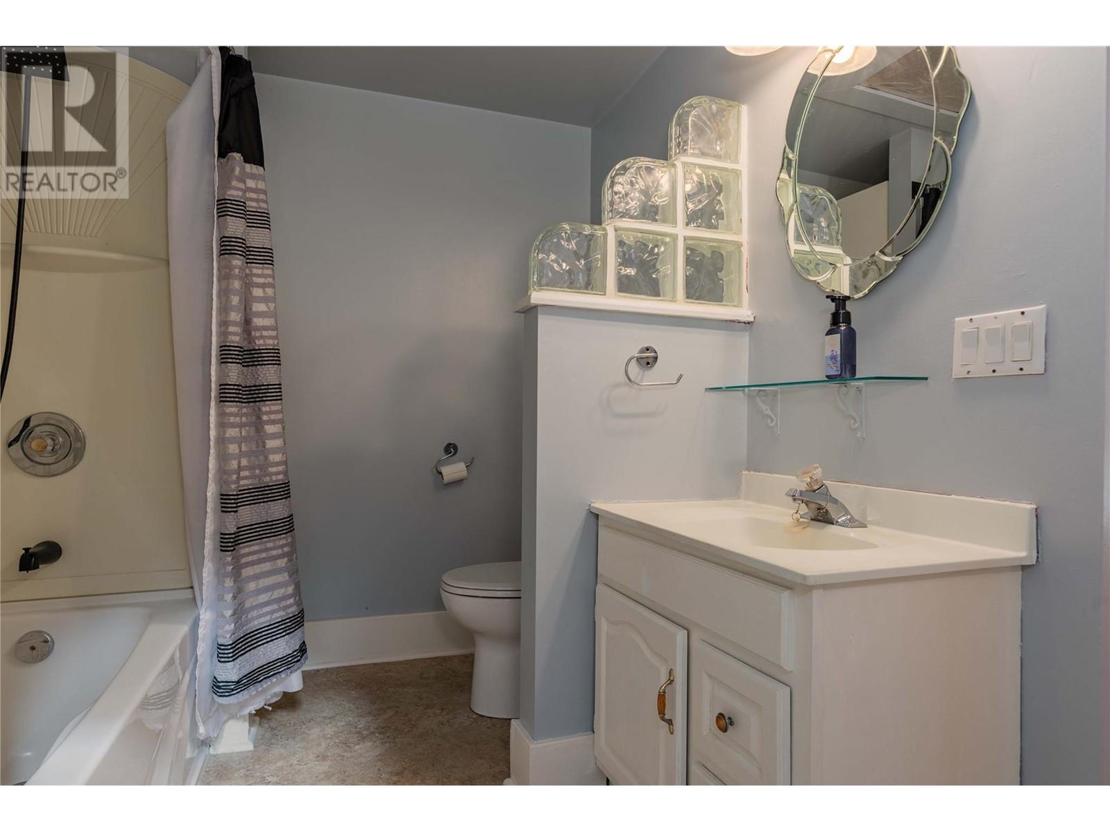 1410 Tamarac Avenue, Trail, British Columbia  V1R 4J3 - Photo 23 - 10345470