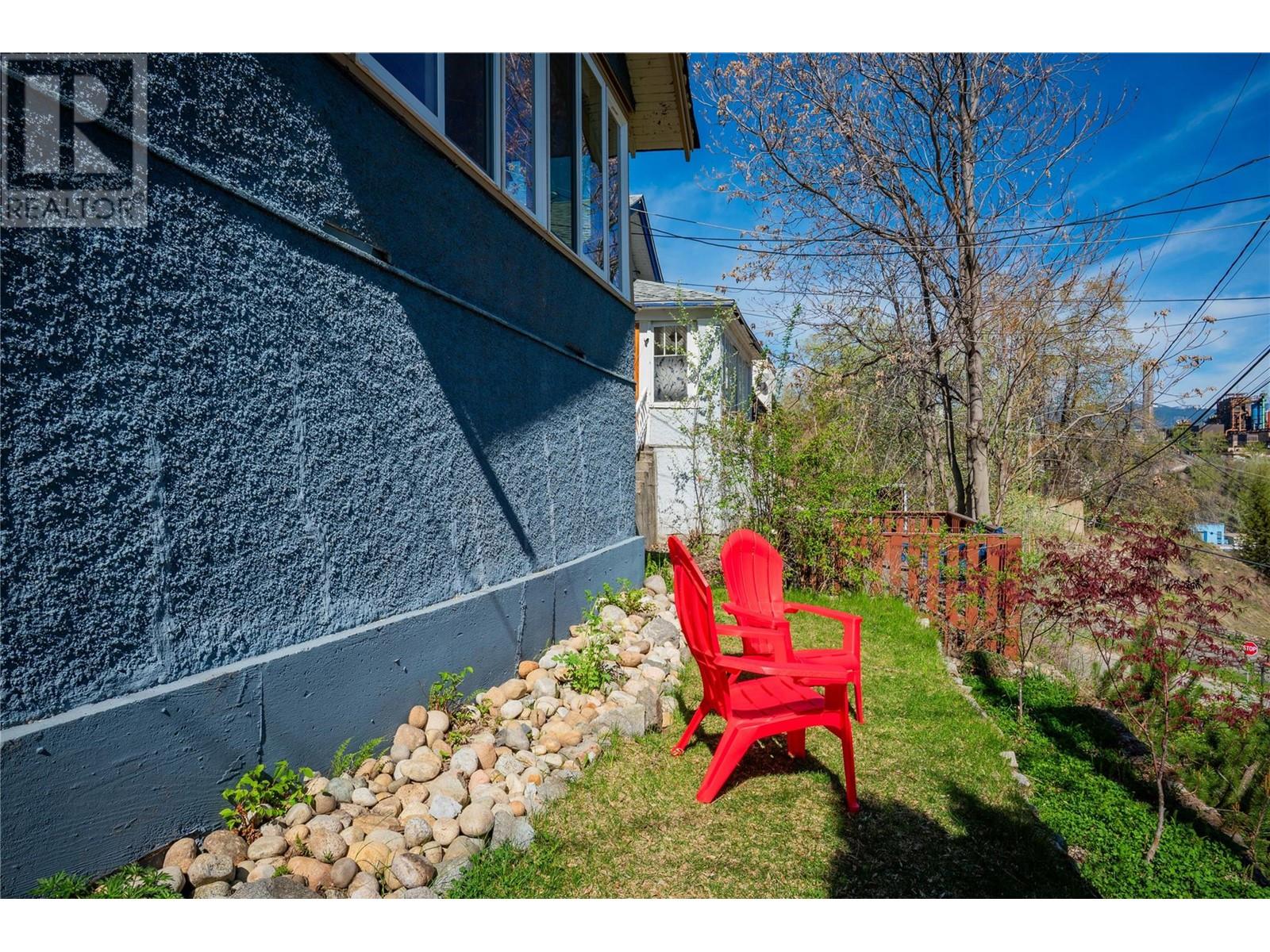 1410 Tamarac Avenue, Trail, British Columbia  V1R 4J3 - Photo 5 - 10345470