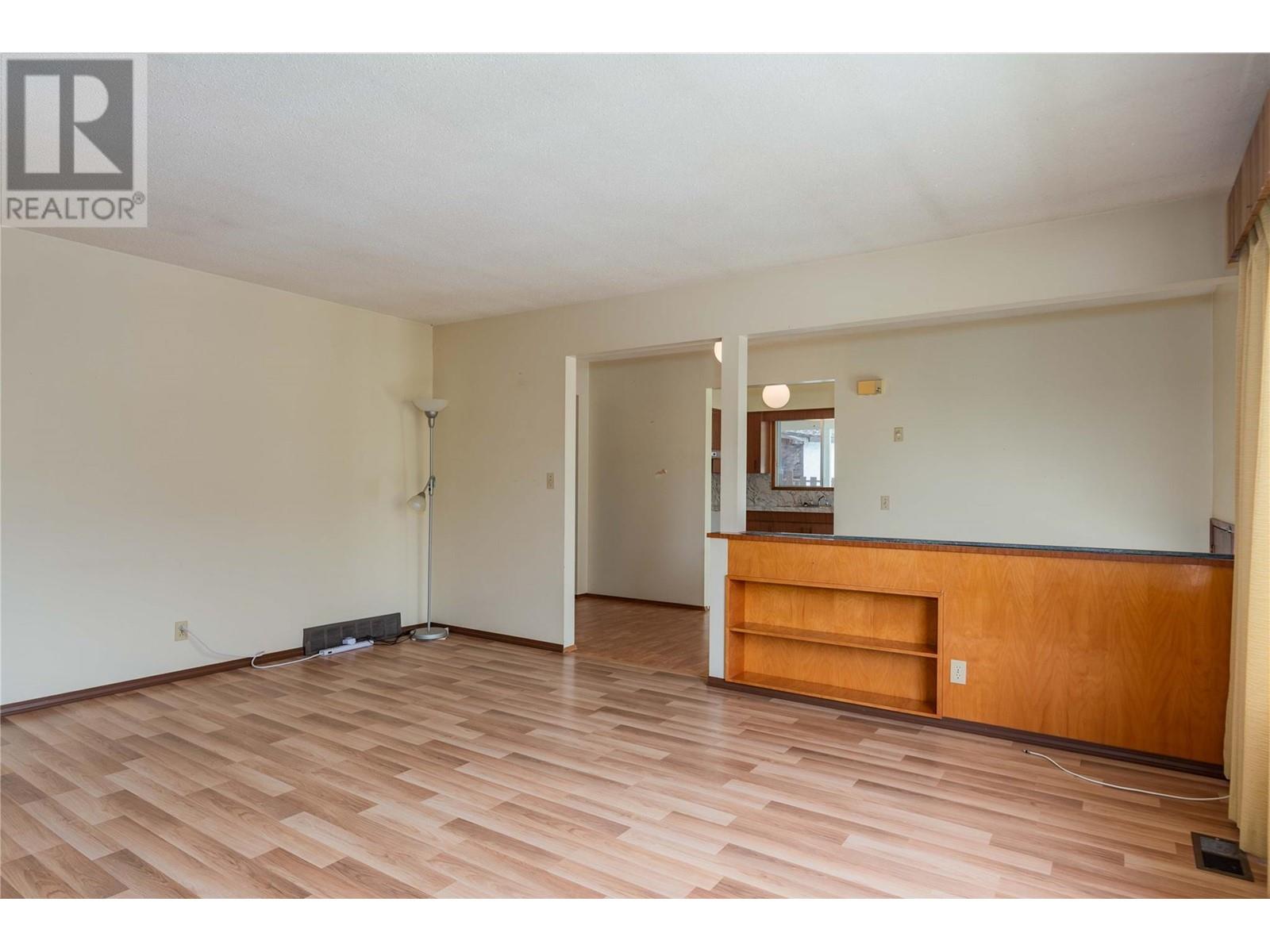 232 Haig Street, Warfield, British Columbia  V1R 2L9 - Photo 10 - 10344253