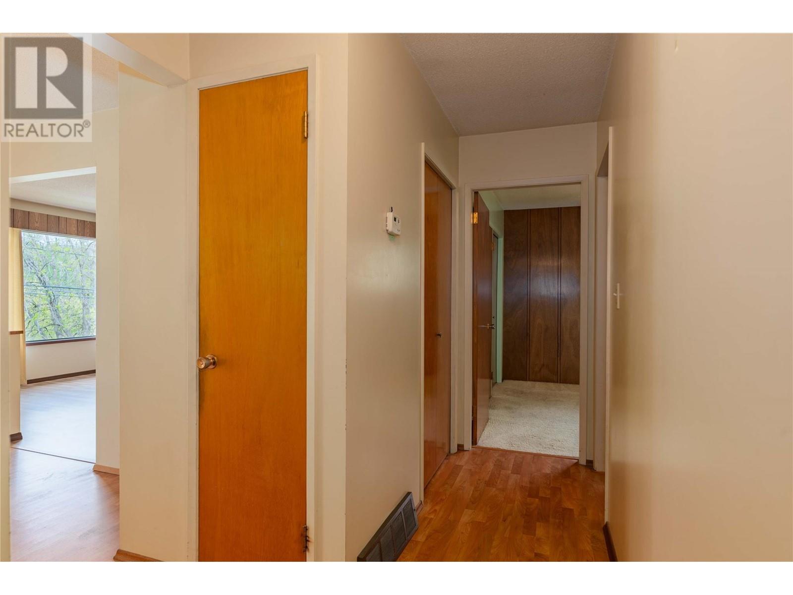 232 Haig Street, Warfield, British Columbia  V1R 2L9 - Photo 21 - 10344253