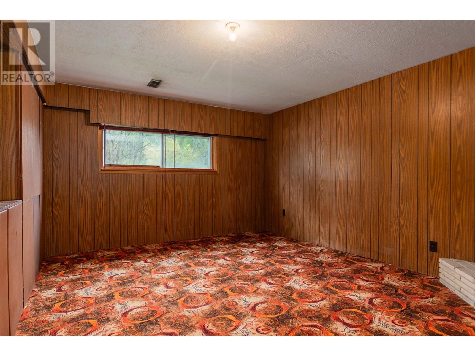 232 Haig Street, Warfield, British Columbia  V1R 2L9 - Photo 32 - 10344253