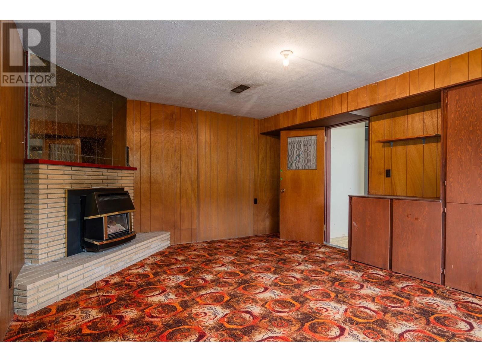 232 Haig Street, Warfield, British Columbia  V1R 2L9 - Photo 33 - 10344253