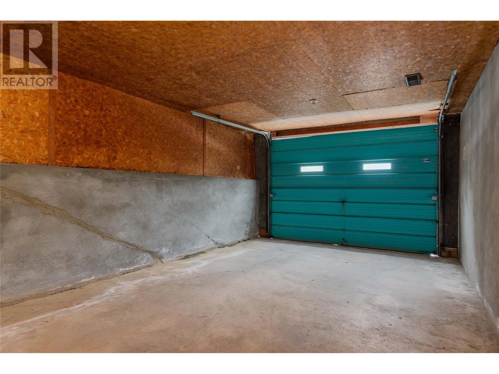 232 Haig Street, Warfield, British Columbia  V1R 2L9 - Photo 39 - 10344253
