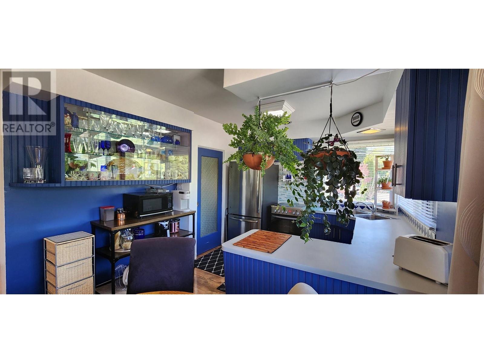 138 Colley Street, Warfield, British Columbia  V1R 2M2 - Photo 14 - 10346119