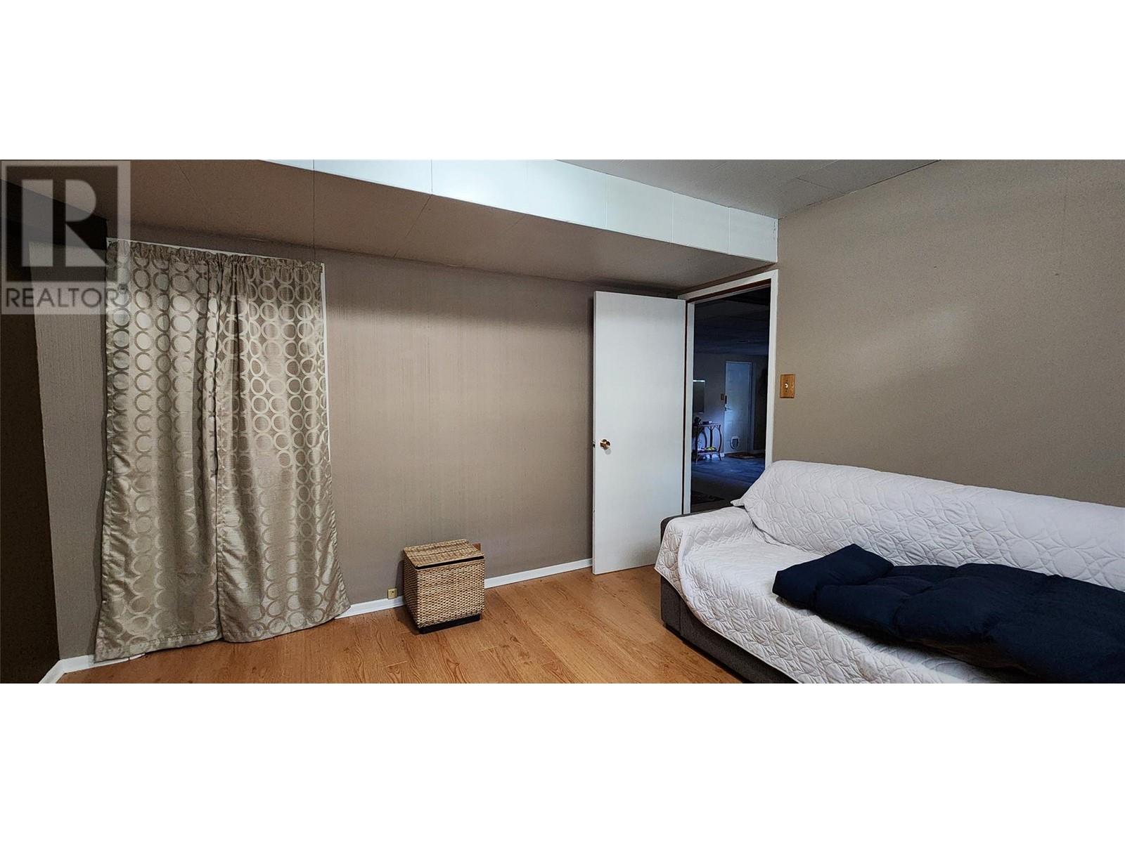 138 Colley Street, Warfield, British Columbia  V1R 2M2 - Photo 32 - 10346119