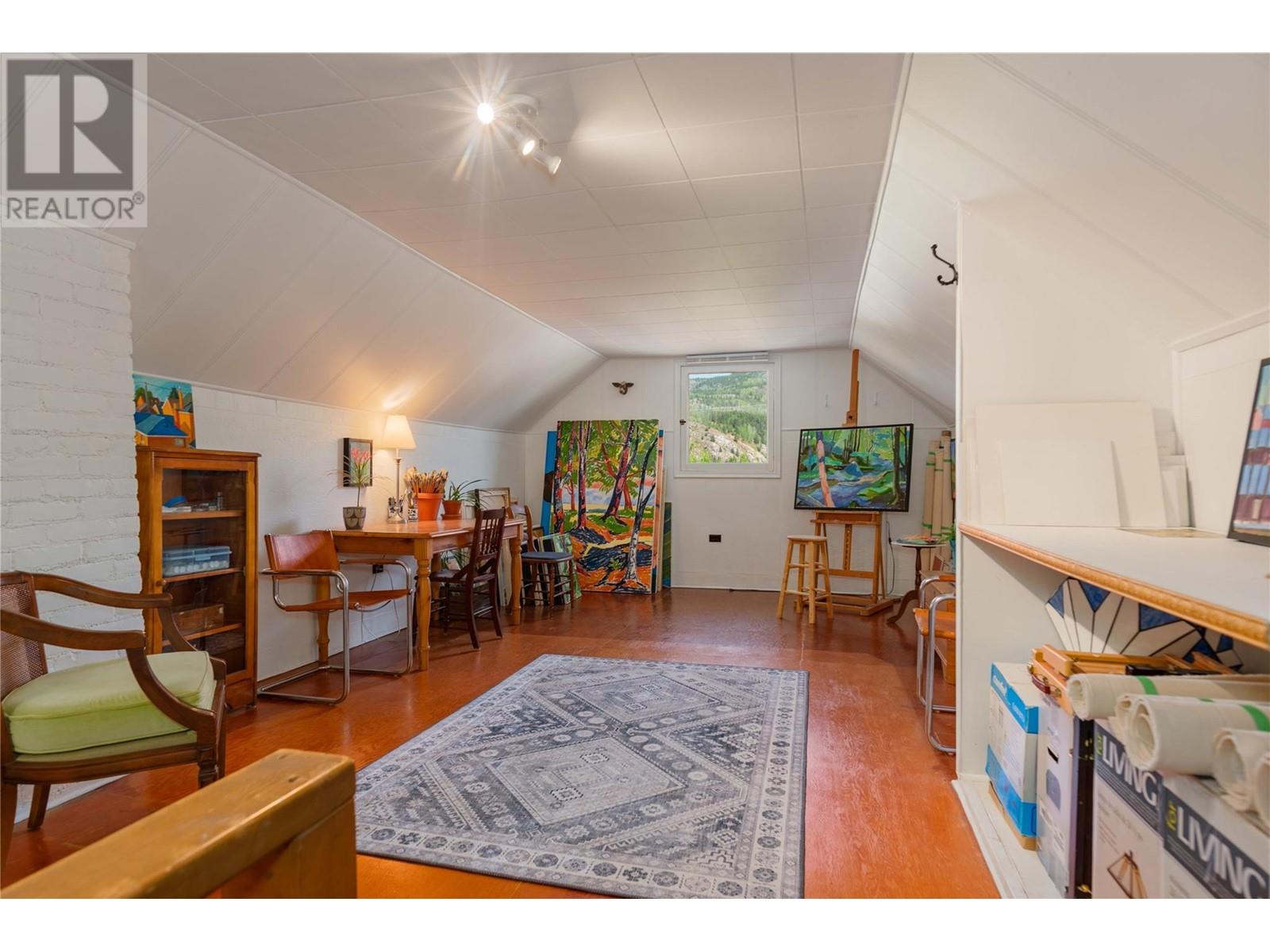 2082 Daniel Street, Trail, British Columbia  V1R 4G9 - Photo 28 - 10346076