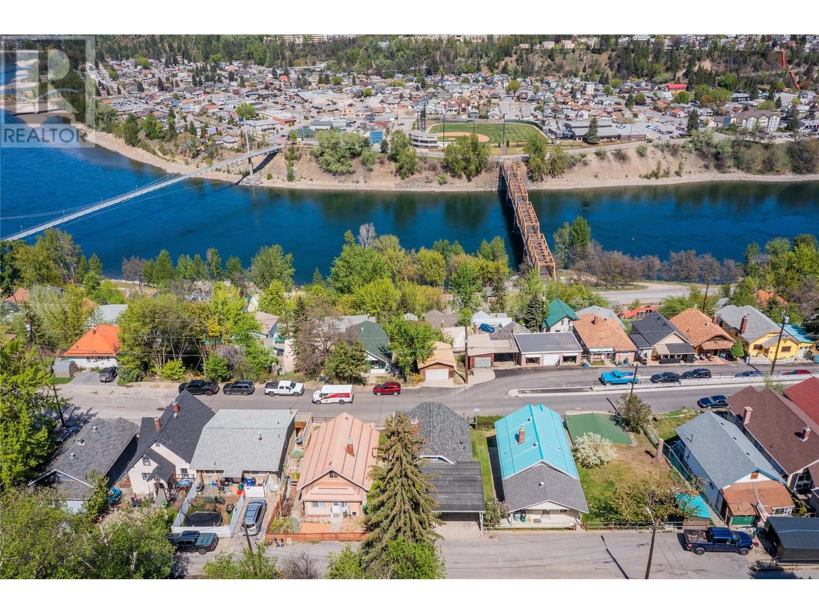 2082 Daniel Street, Trail, British Columbia  V1R 4G9 - Photo 50 - 10346076