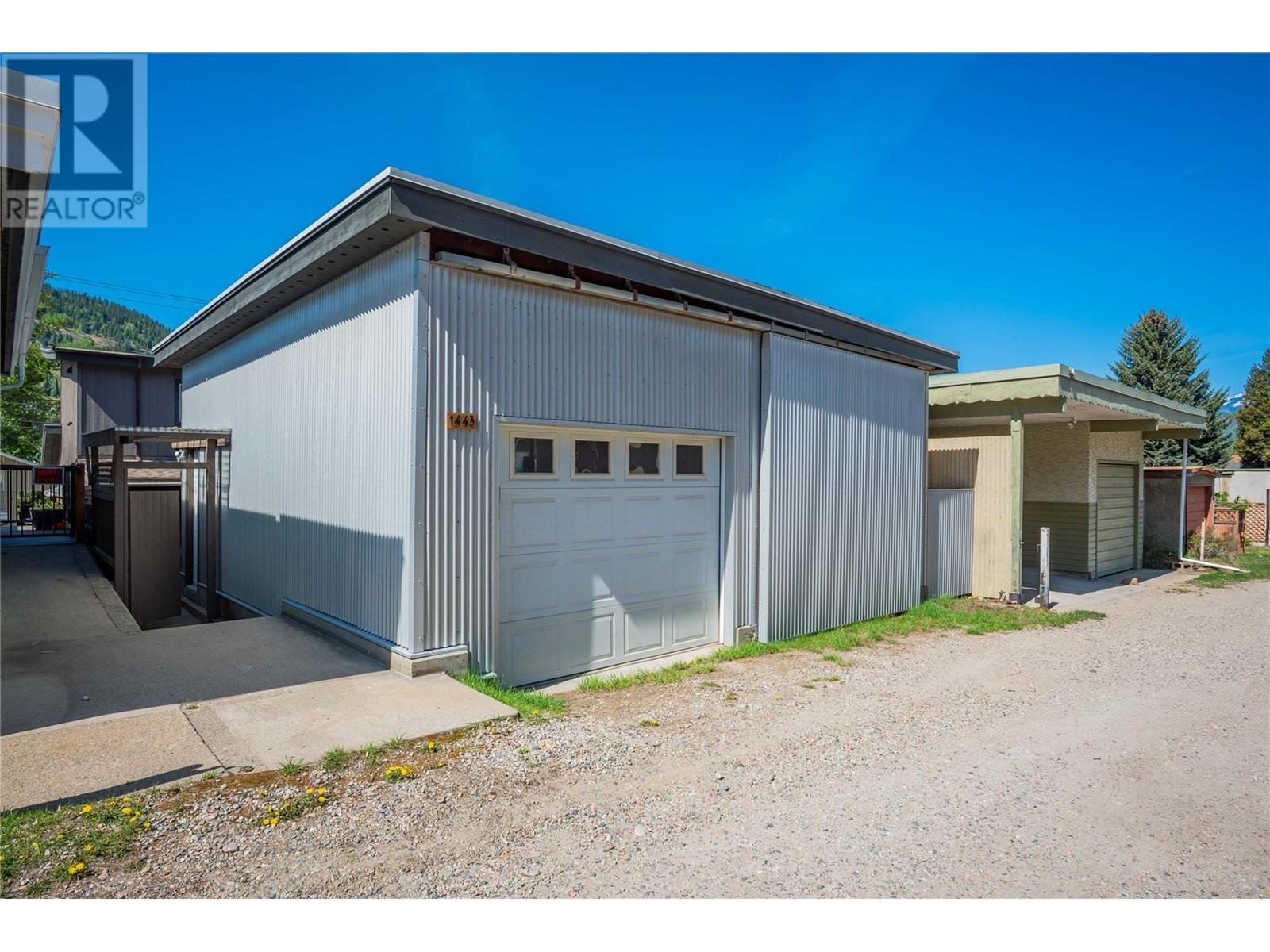 1443 Columbia Avenue, Trail, British Columbia  V1R 1J7 - Photo 33 - 10345993