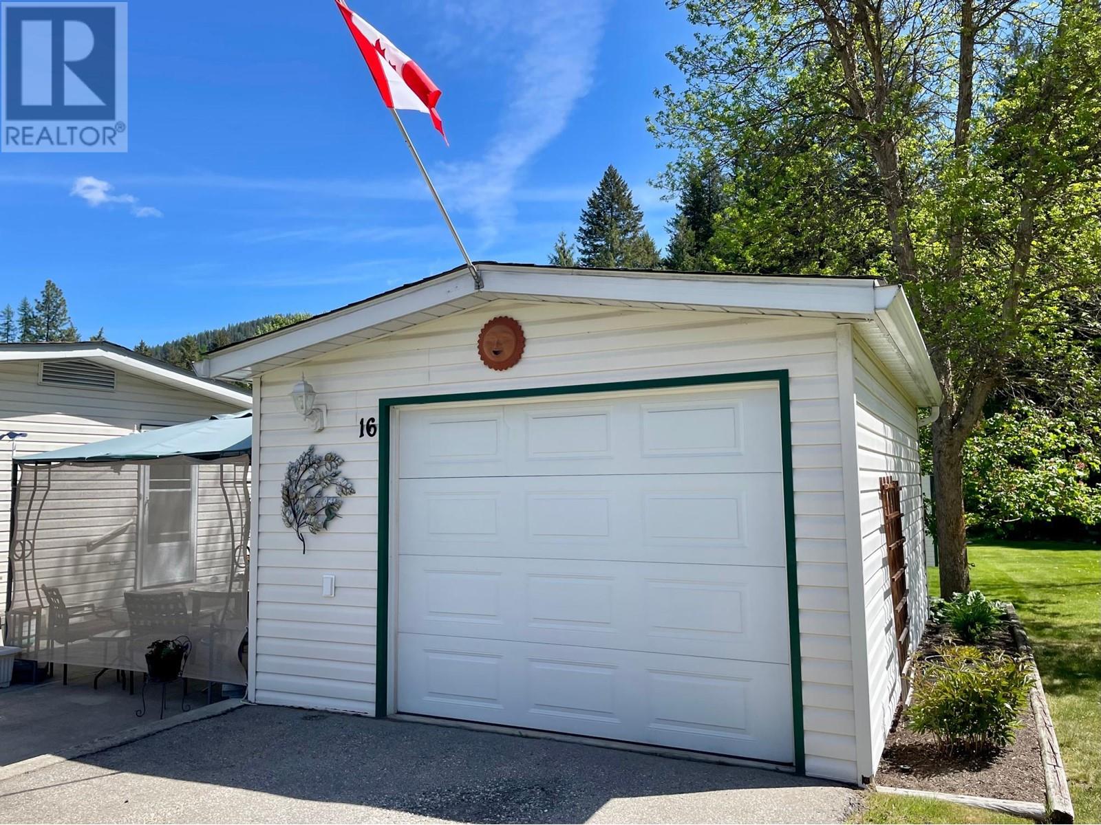 1500 Neimi Road Unit# 16, Christina Lake, British Columbia  V0H 1E2 - Photo 5 - 10345970