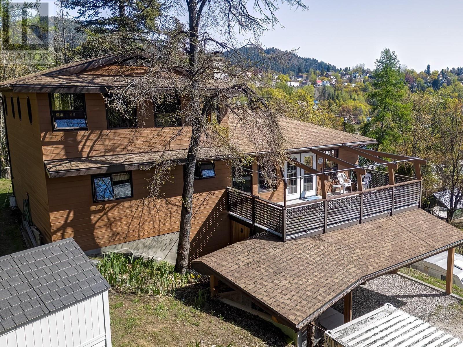 1750 Phoenix Avenue, Rossland, British Columbia  V0G 1Y0 - Photo 30 - 10345656