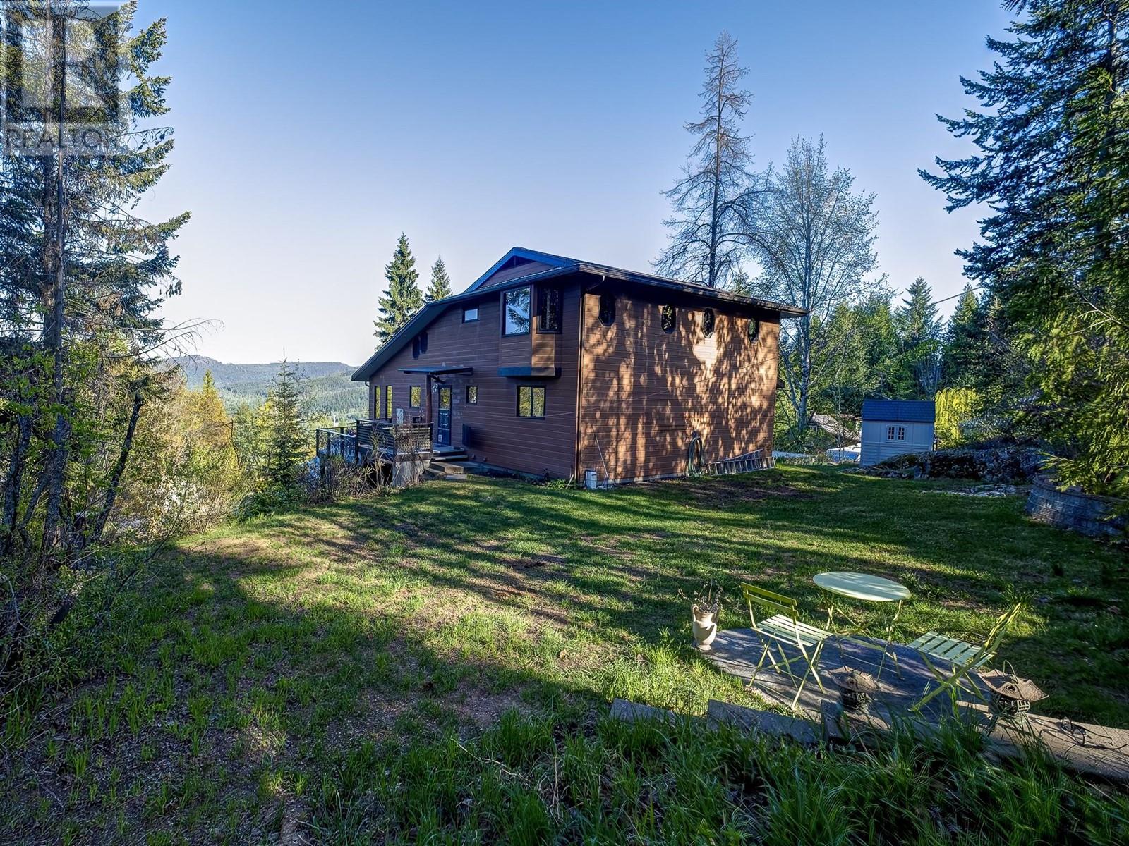 1750 Phoenix Avenue, Rossland, British Columbia  V0G 1Y0 - Photo 36 - 10345656