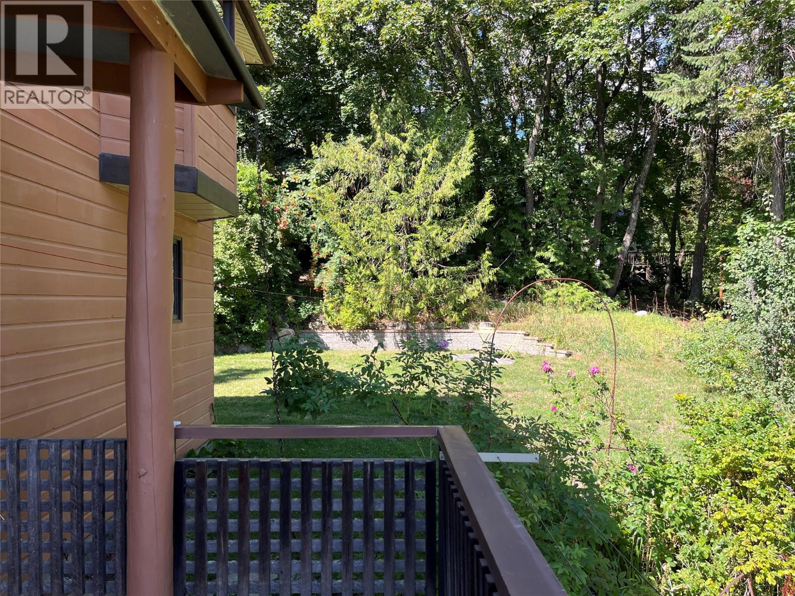 1750 Phoenix Avenue, Rossland, British Columbia  V0G 1Y0 - Photo 61 - 10345656