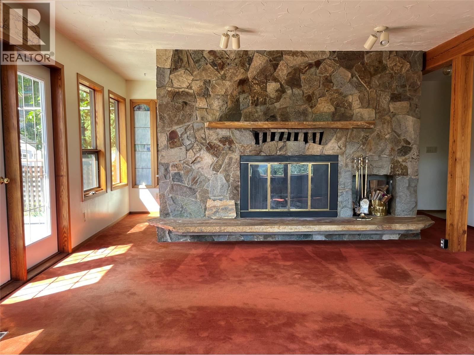 1750 Phoenix Avenue, Rossland, British Columbia  V0G 1Y0 - Photo 64 - 10345656